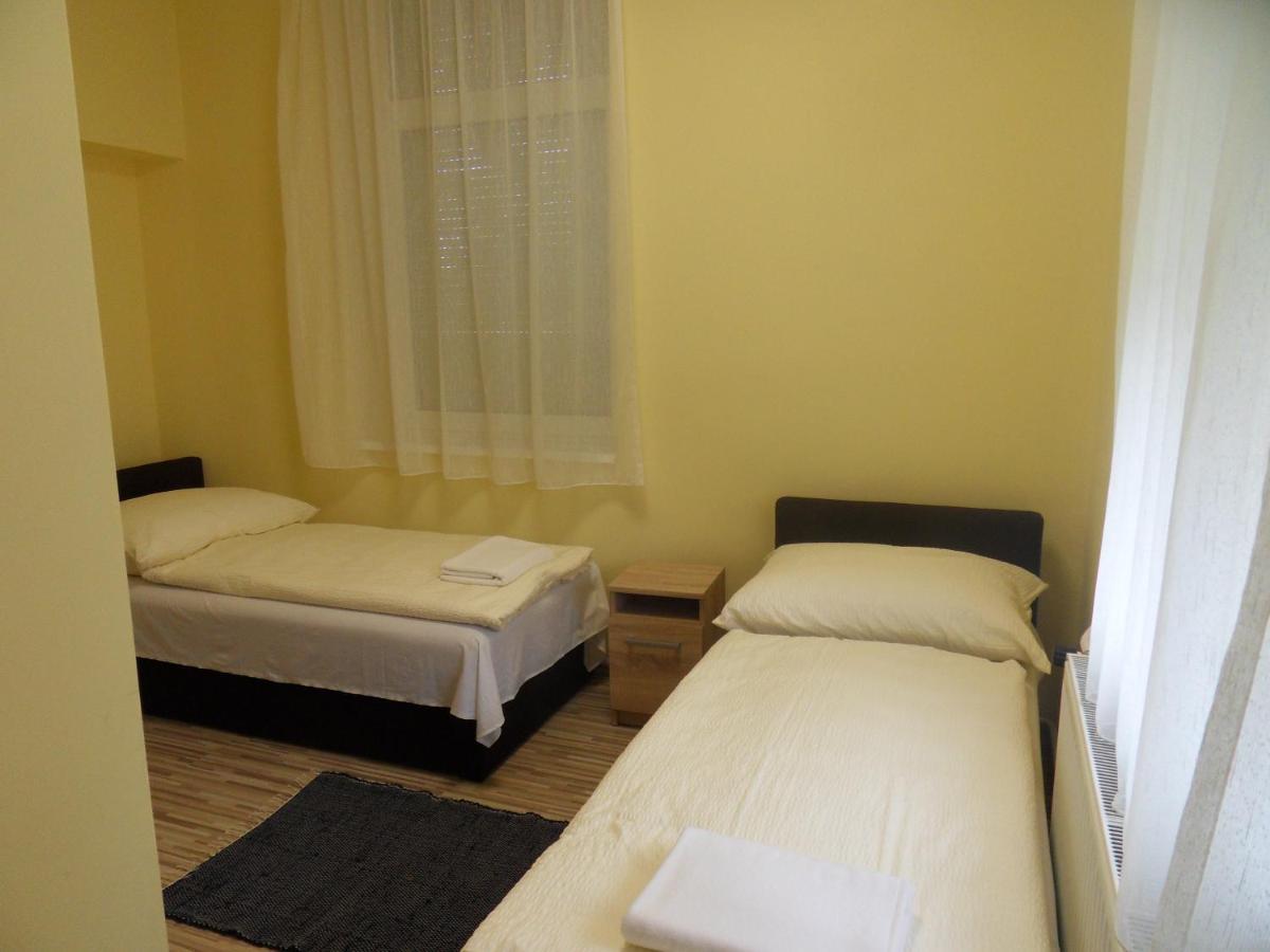 Bed and Breakfast Aba Panzió Zalaszentivan Exterior foto